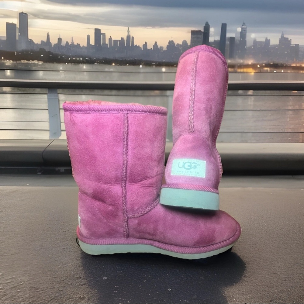 UGG Vibrant Pink Boots Australian sheepskin